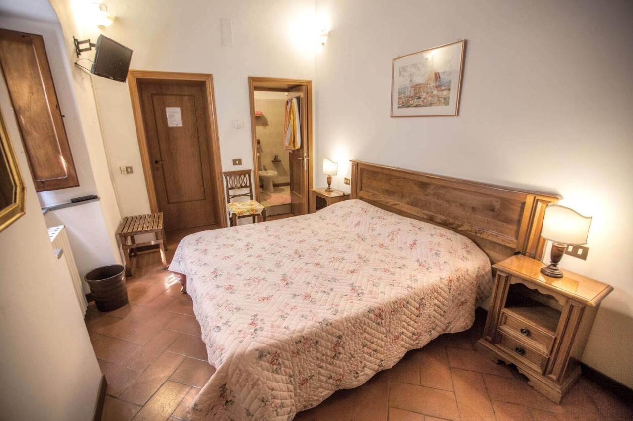 Hotel Sabrina Cortona Room photo